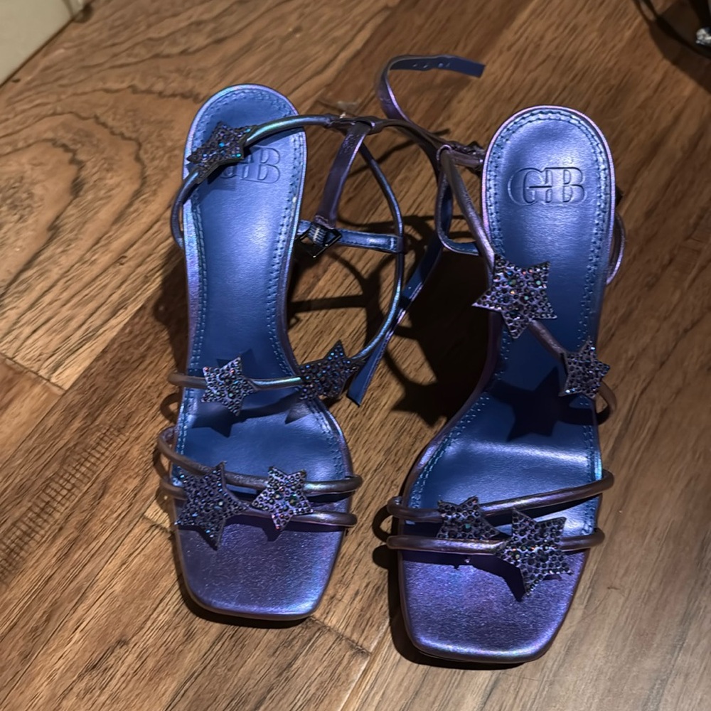 Star-Struck Rhinestone Star Dress Sandals size 8.5